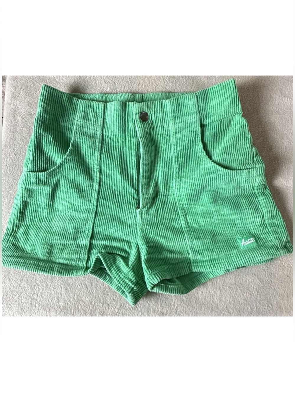 High-Rise Green Corduroy Women's Shorts with Front Pockets